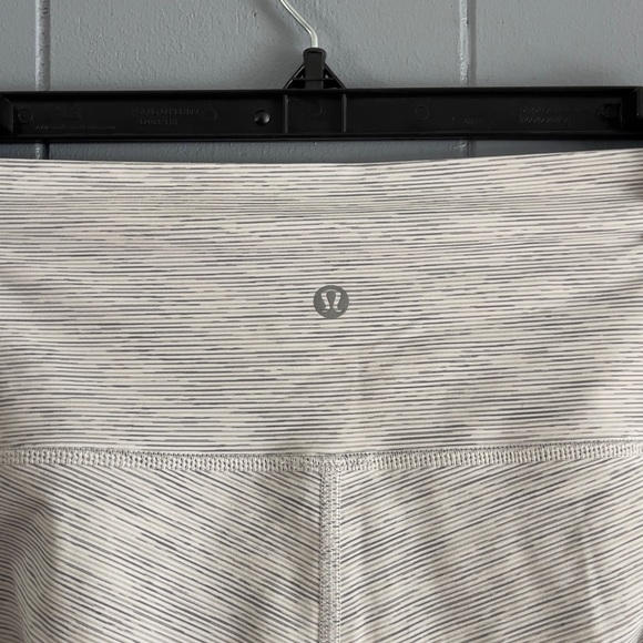 Lululemon Leggings - Picture 5 of 6